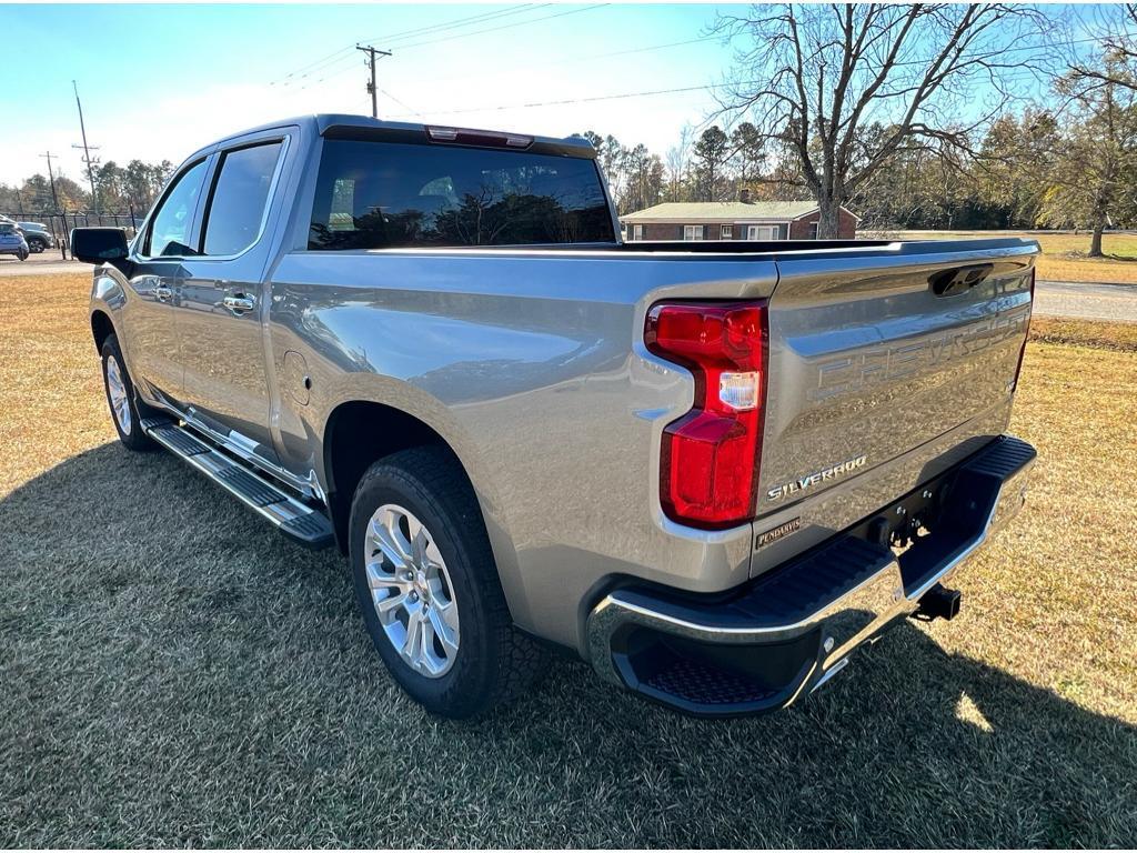 new 2025 Chevrolet Silverado 1500 car, priced at $63,685