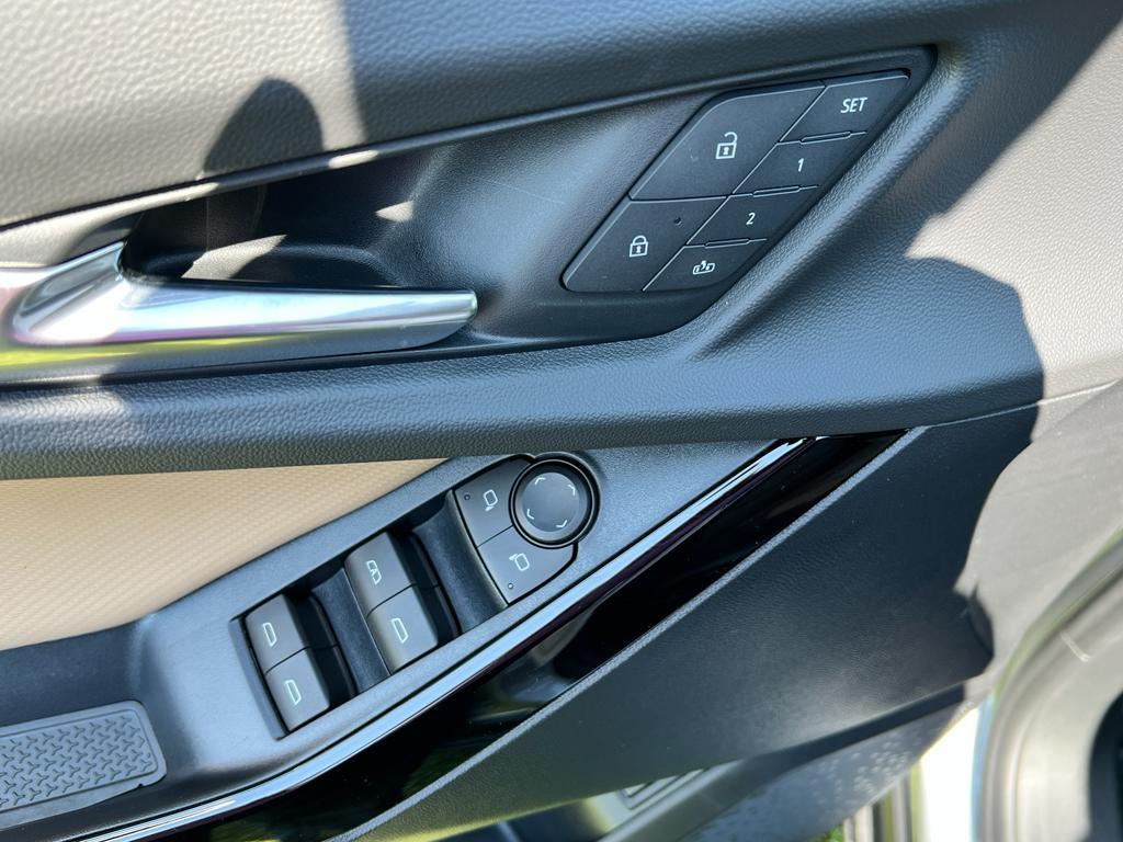 new 2026 Chevrolet Equinox car, priced at $37,385