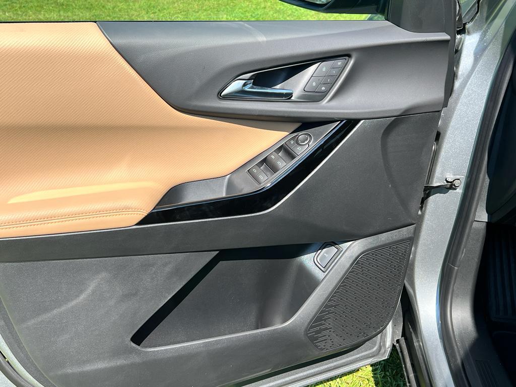 new 2026 Chevrolet Equinox car, priced at $37,385