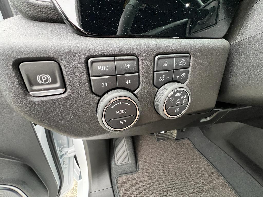 new 2025 Chevrolet Silverado 2500 car, priced at $85,960