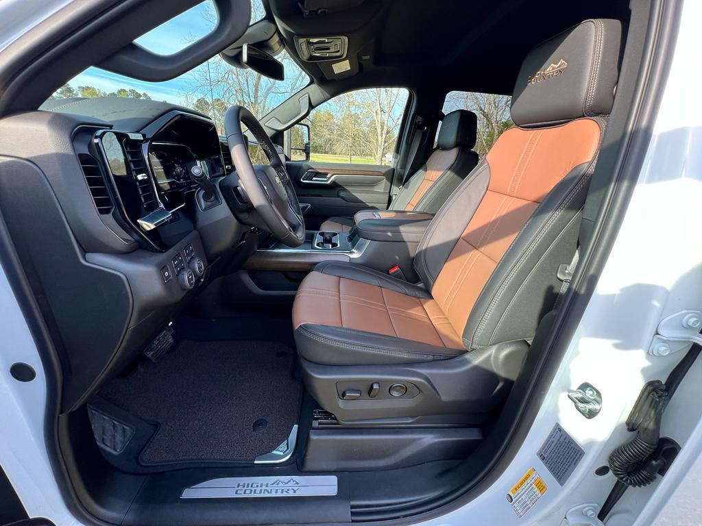 new 2025 Chevrolet Silverado 2500 car, priced at $85,960