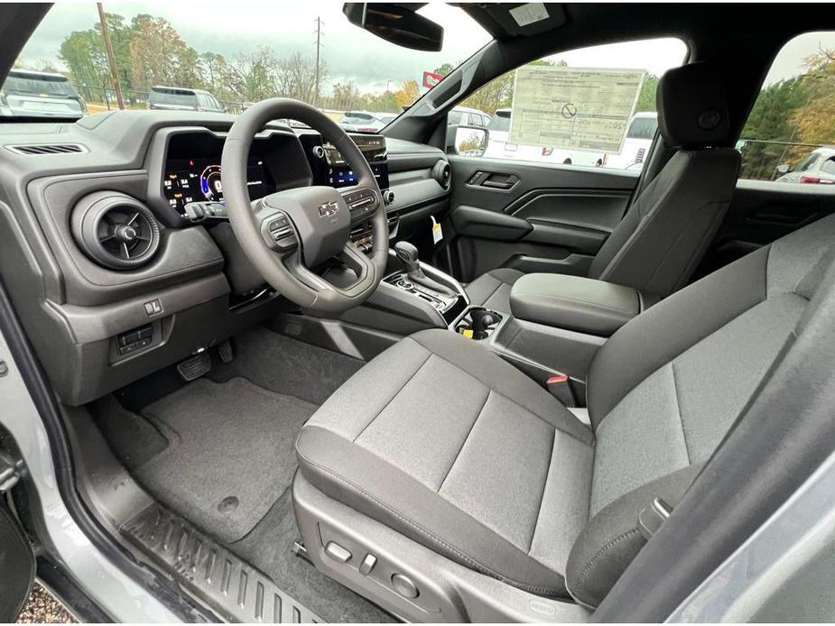 new 2024 Chevrolet Colorado car, priced at $40,925