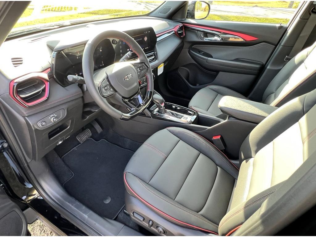 new 2025 Chevrolet TrailBlazer car, priced at $29,430