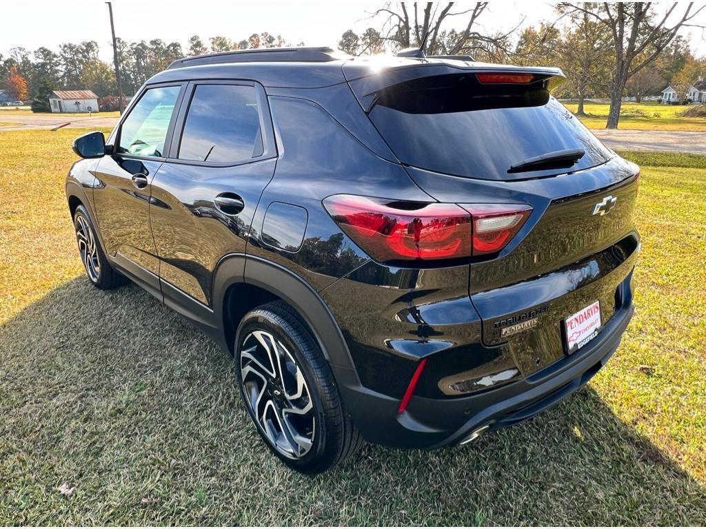 new 2025 Chevrolet TrailBlazer car, priced at $29,430