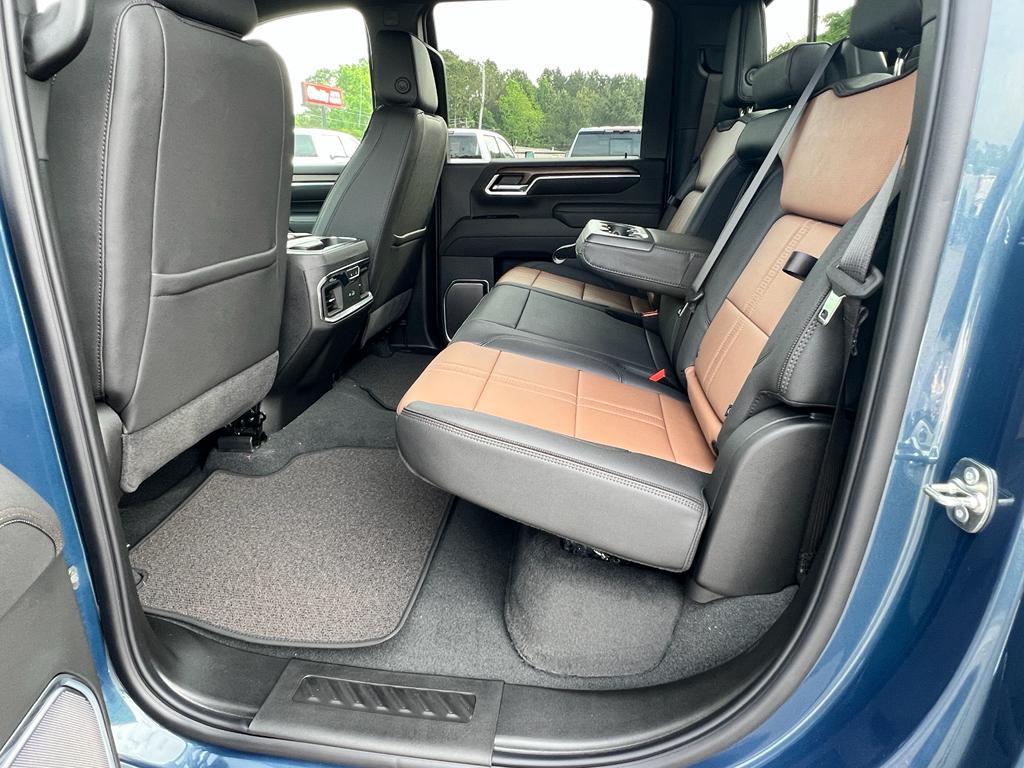 new 2025 Chevrolet Silverado 2500 car, priced at $85,905