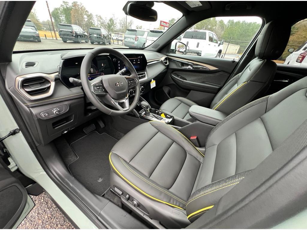 new 2025 Chevrolet TrailBlazer car, priced at $30,585