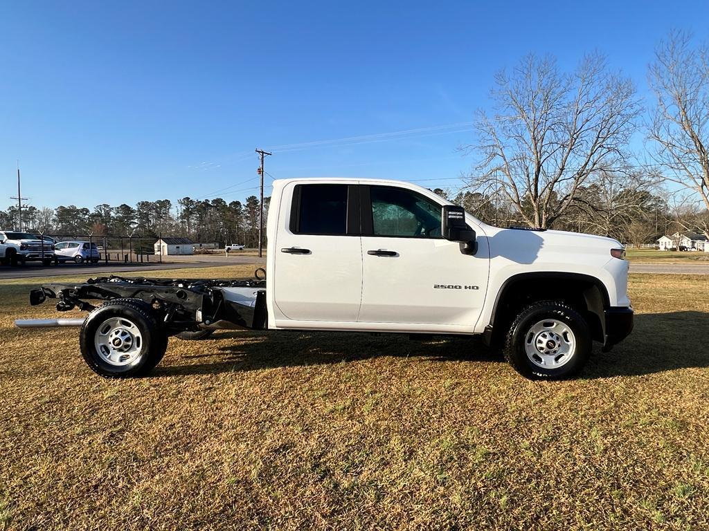 new 2025 Chevrolet Silverado 2500 car, priced at $48,025