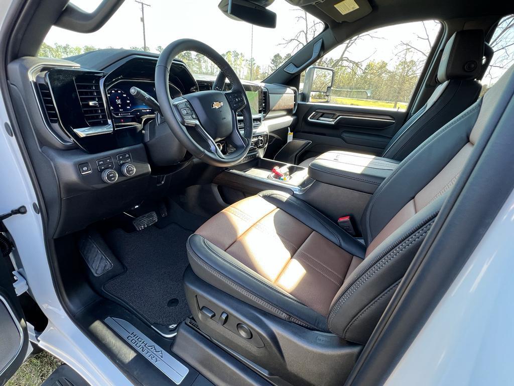 new 2025 Chevrolet Silverado 2500 car, priced at $85,960