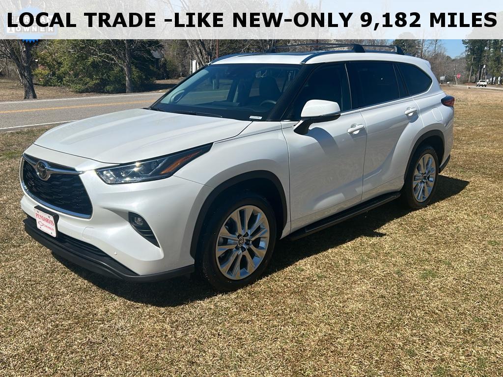 used 2023 Toyota Highlander car, priced at $42,335