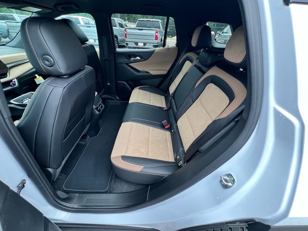 new 2026 Chevrolet Equinox car, priced at $36,375