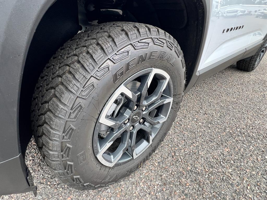 new 2026 Chevrolet Equinox car, priced at $36,375