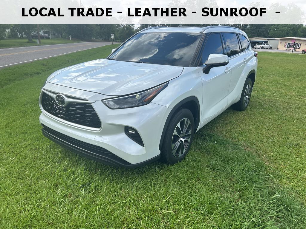 used 2022 Toyota Highlander car, priced at $36,525