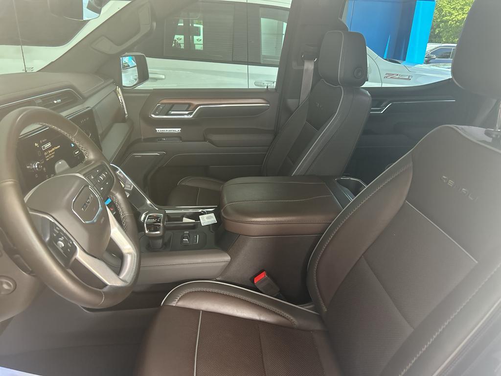 used 2023 GMC Sierra 1500 car, priced at $51,835