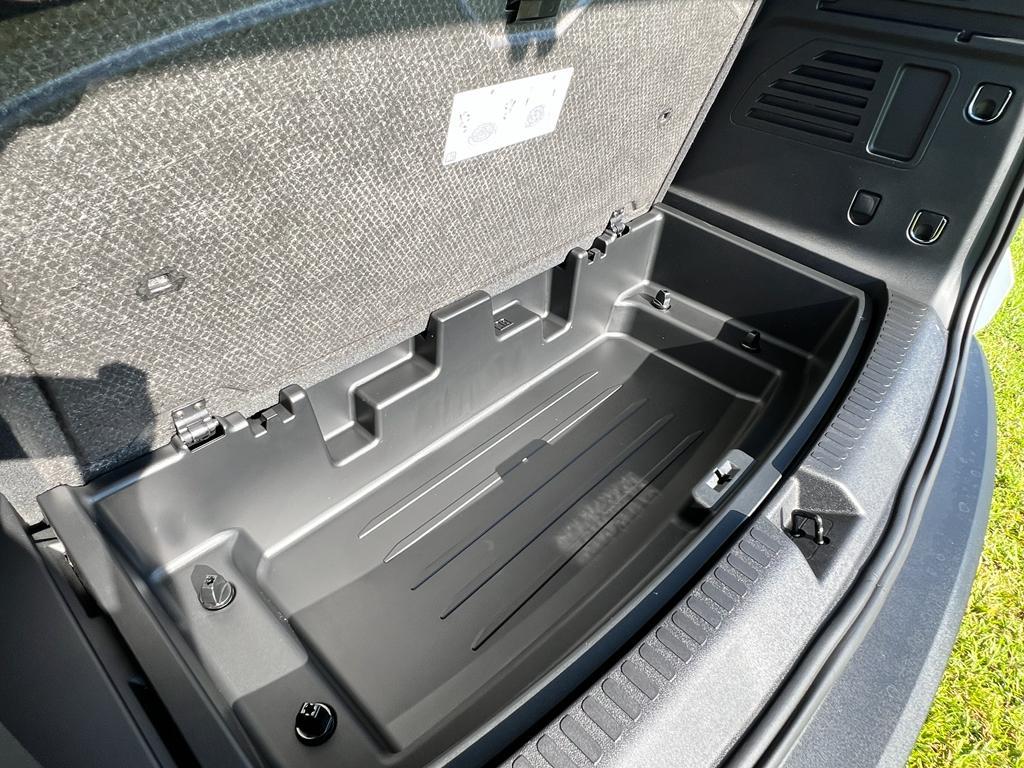new 2025 Chevrolet Traverse car, priced at $42,235