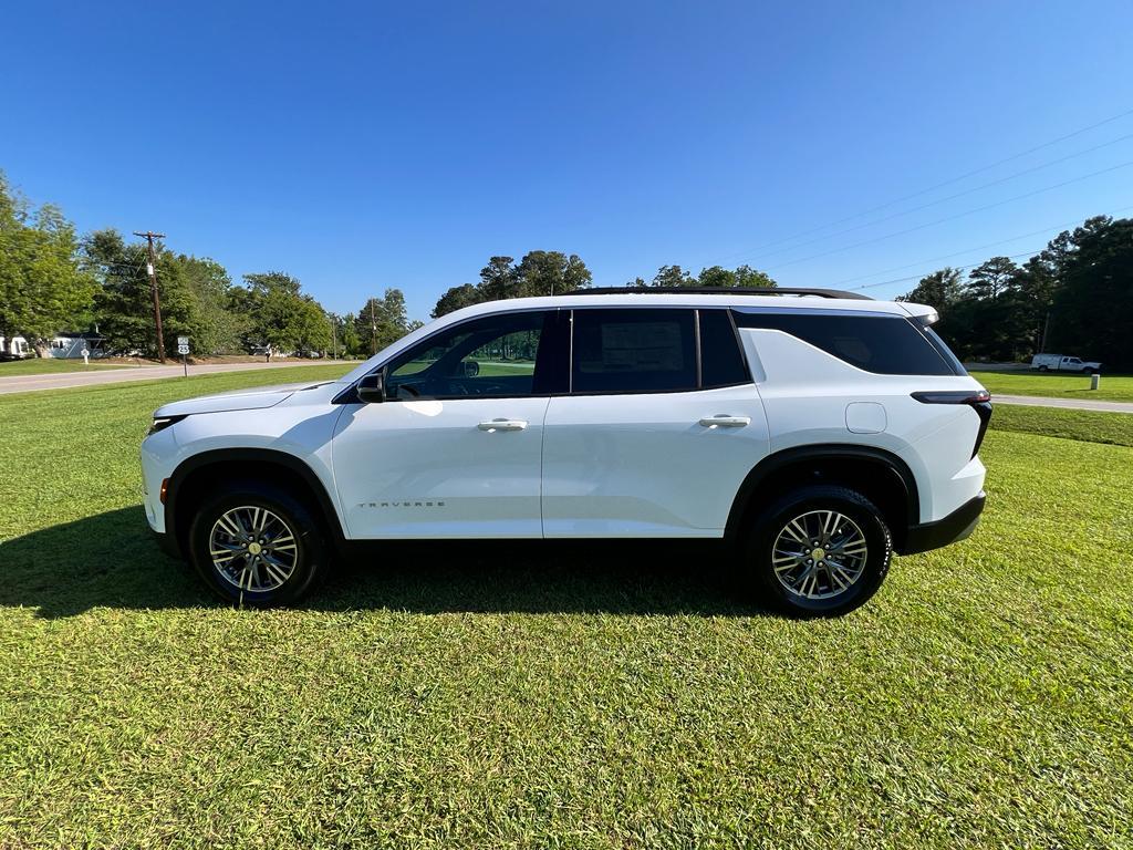 new 2025 Chevrolet Traverse car, priced at $42,235