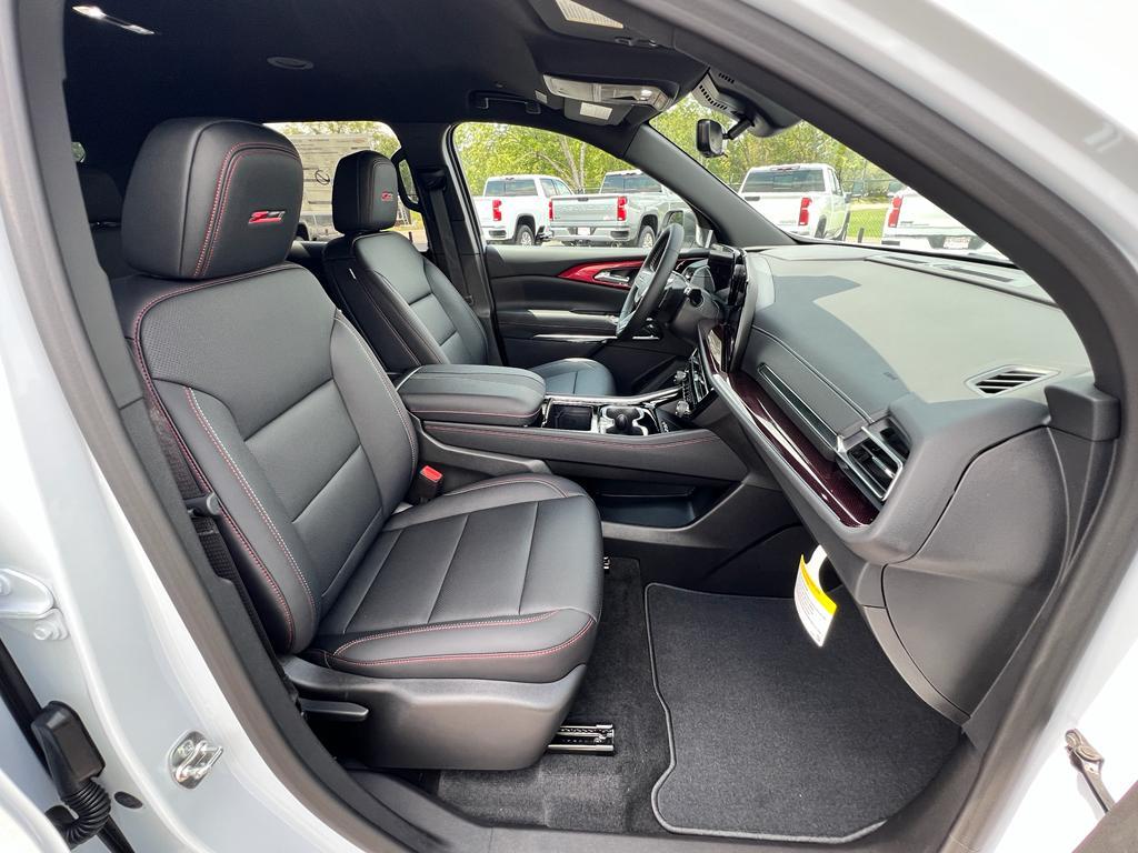 new 2026 Chevrolet Traverse car, priced at $53,055