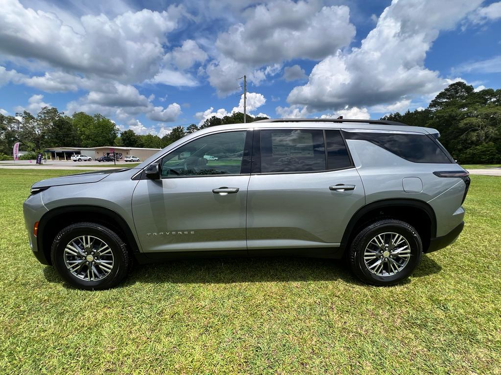 new 2025 Chevrolet Traverse car, priced at $42,735