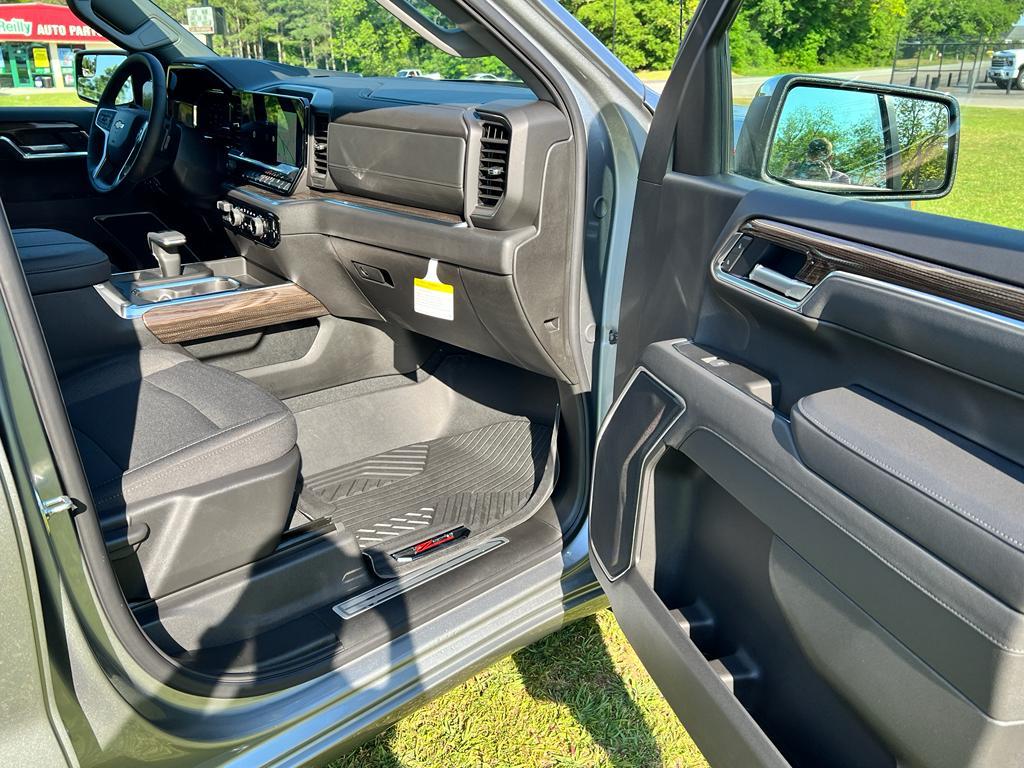 new 2025 Chevrolet Silverado 1500 car, priced at $57,710