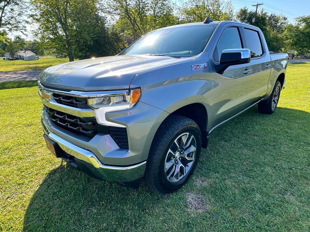 new 2025 Chevrolet Silverado 1500 car, priced at $57,710