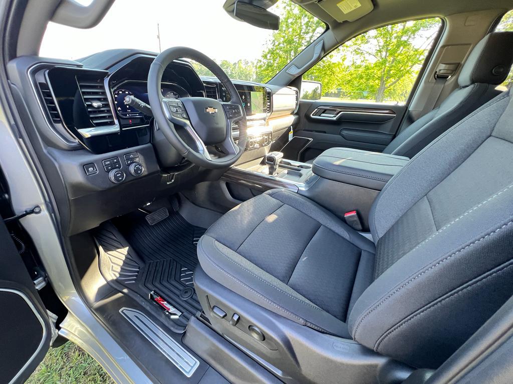 new 2025 Chevrolet Silverado 1500 car, priced at $57,710