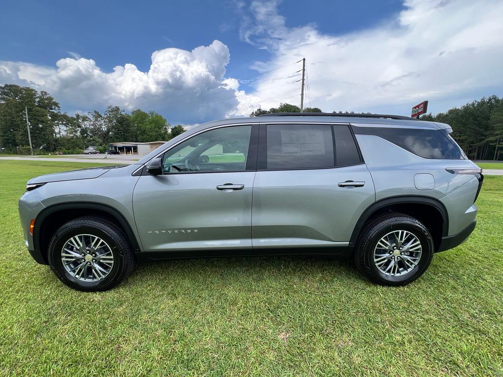 new 2025 Chevrolet Traverse car, priced at $42,735
