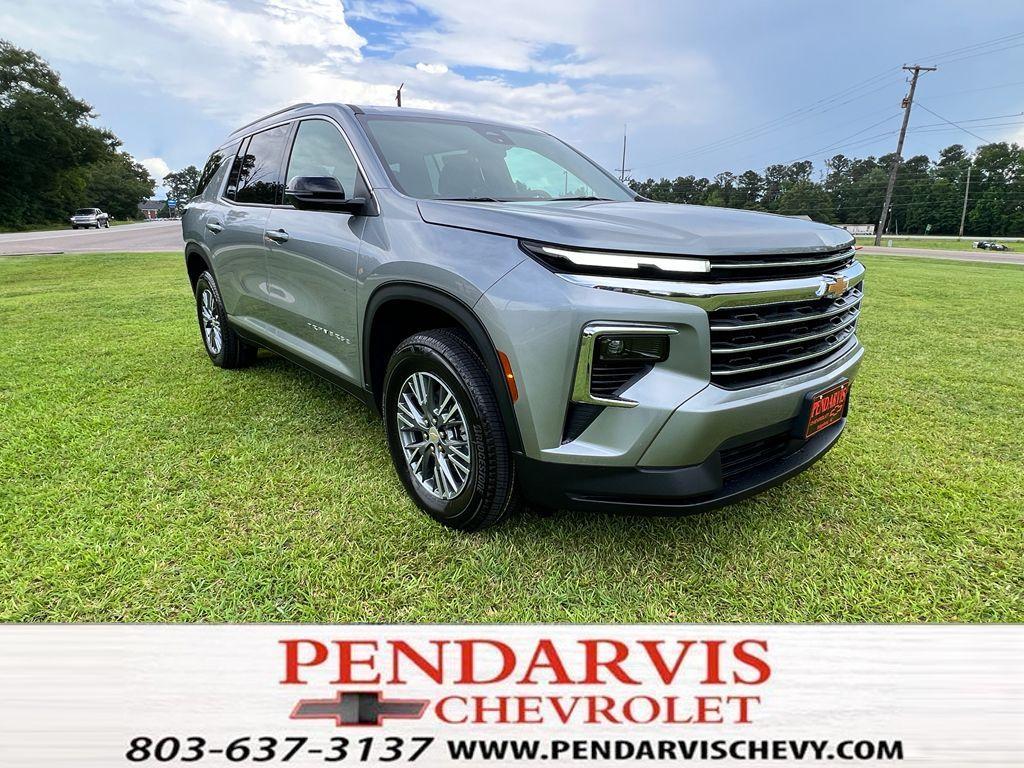 new 2025 Chevrolet Traverse car