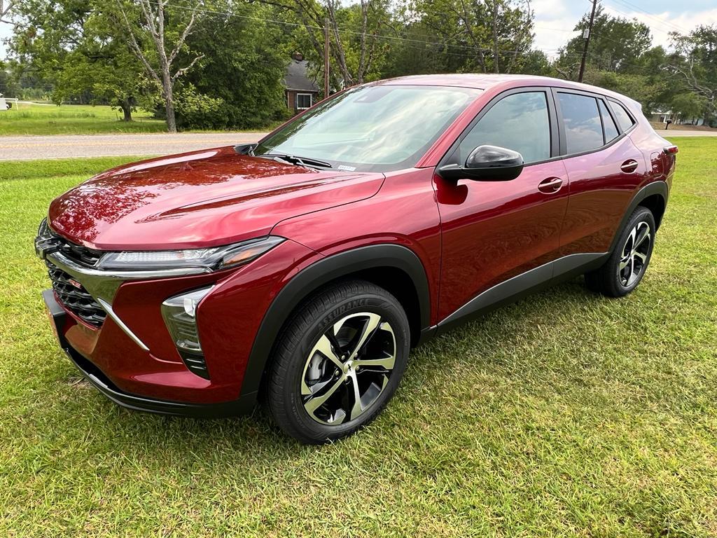 new 2025 Chevrolet Trax car, priced at $24,330