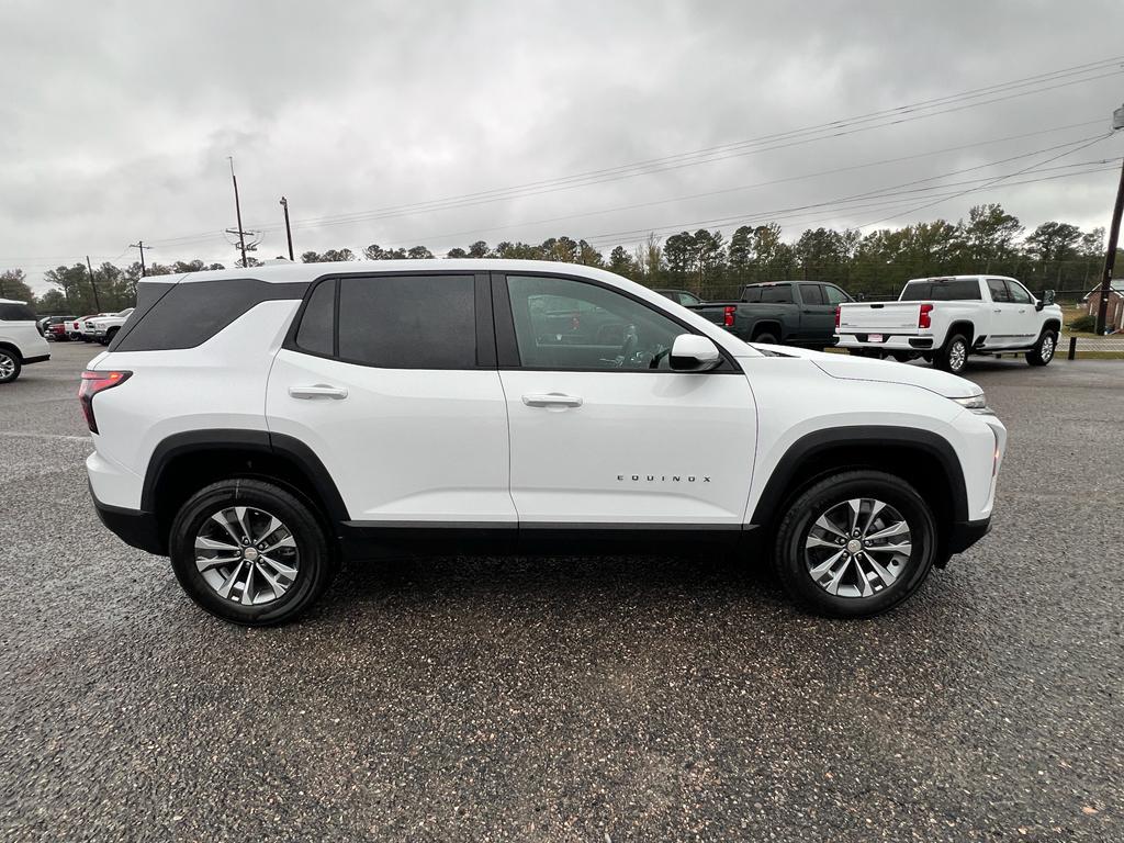 new 2026 Chevrolet Equinox car, priced at $29,935