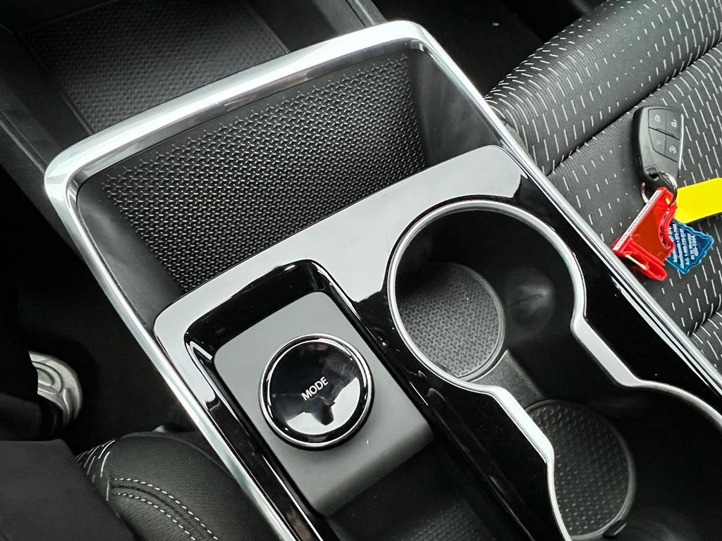 new 2026 Chevrolet Equinox car, priced at $29,935