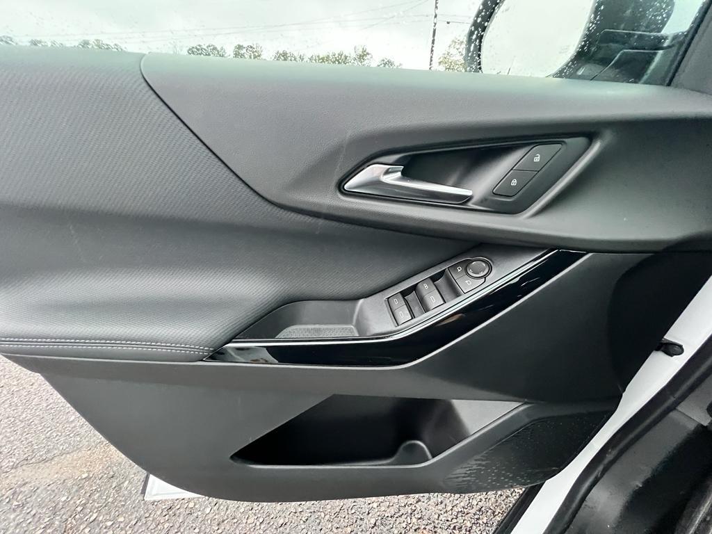 new 2026 Chevrolet Equinox car, priced at $29,935