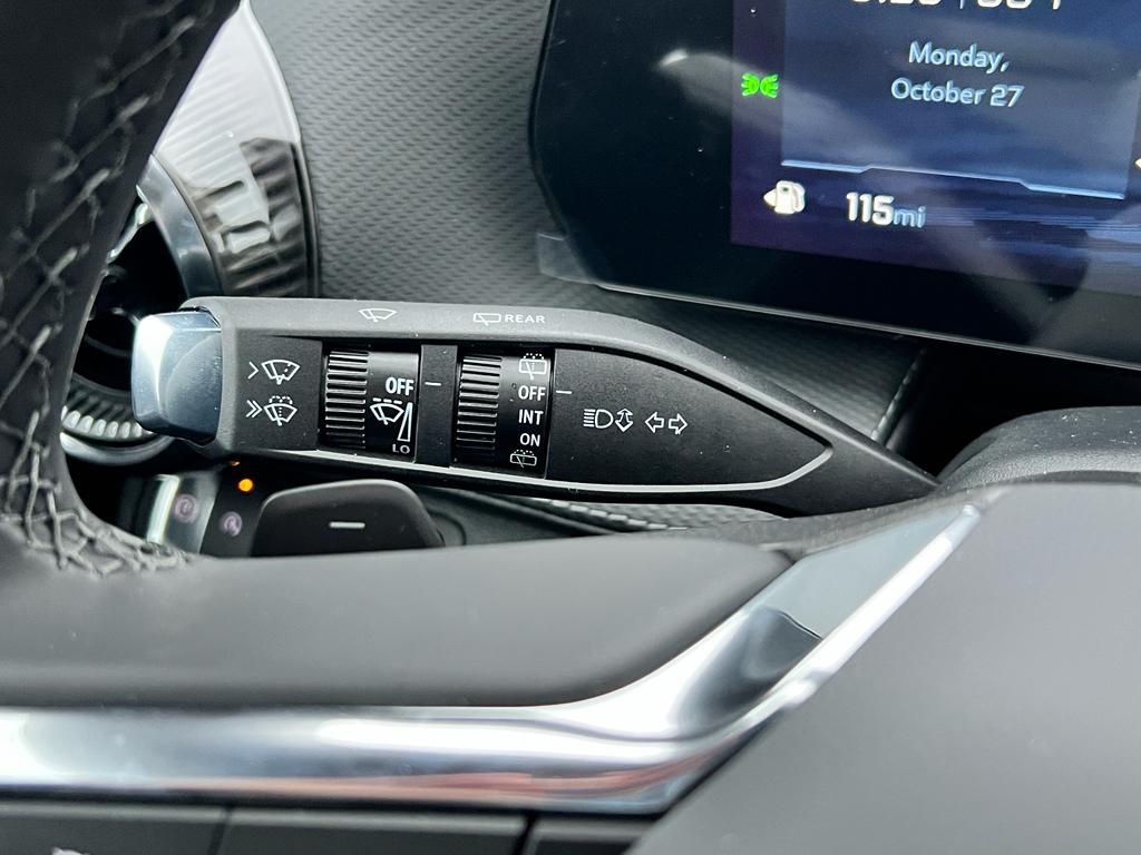 new 2026 Chevrolet Equinox car, priced at $29,935