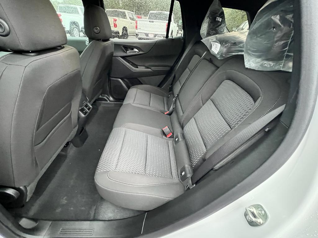 new 2026 Chevrolet Equinox car, priced at $29,935