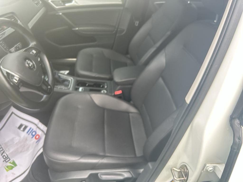 used 2016 Volkswagen e-Golf car, priced at $6,915