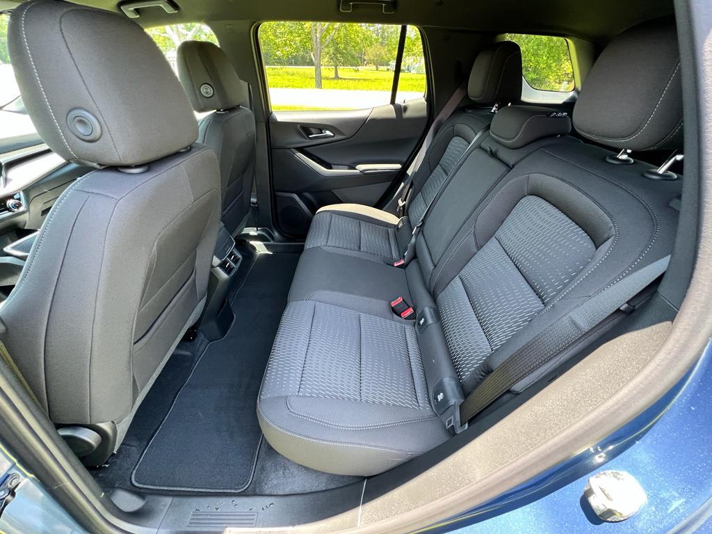 new 2026 Chevrolet Equinox car, priced at $30,035