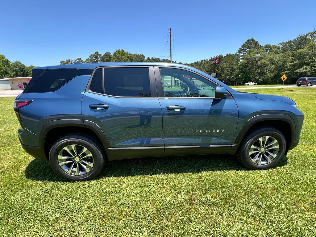 new 2026 Chevrolet Equinox car, priced at $30,035