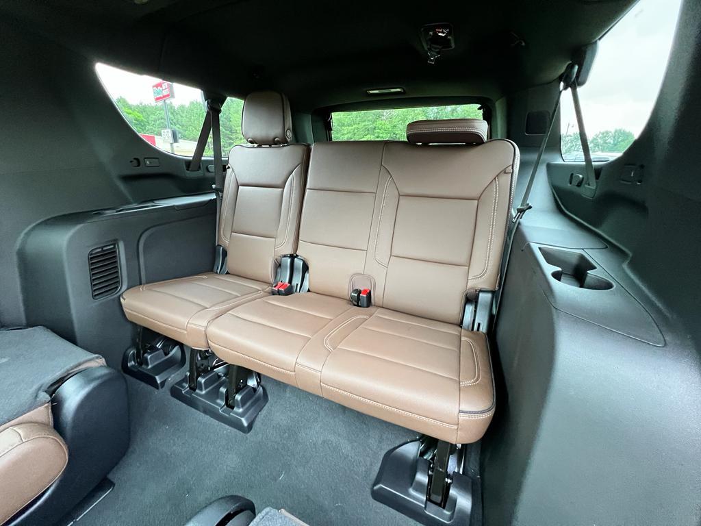new 2025 Chevrolet Suburban car, priced at $90,675