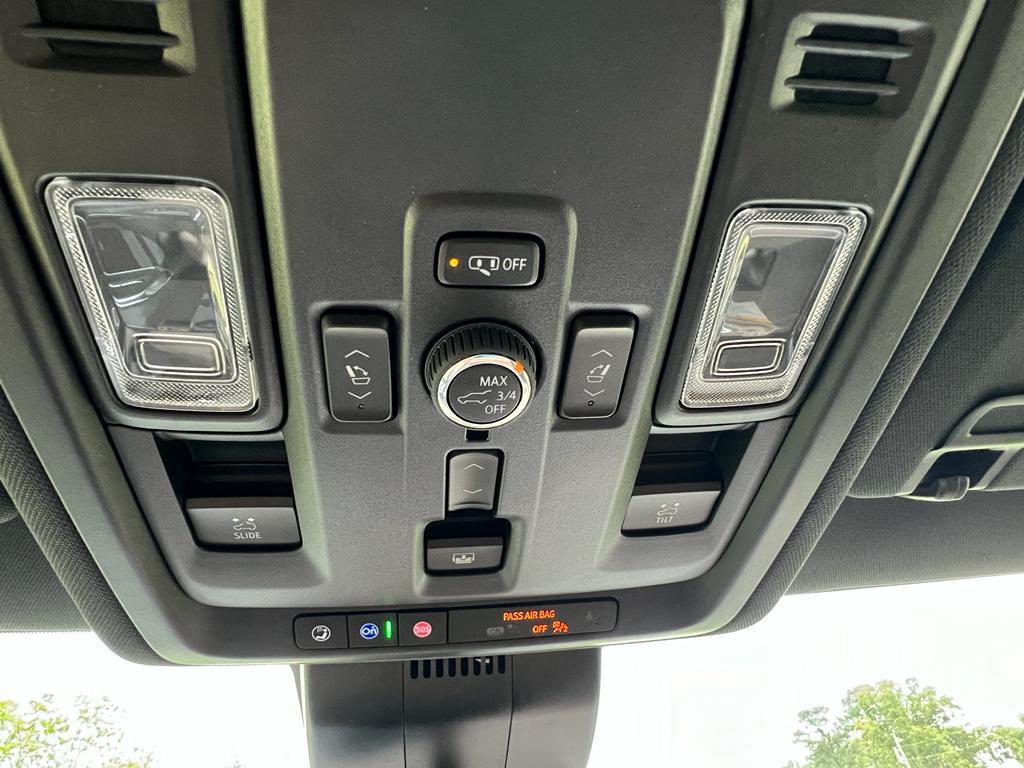 new 2025 Chevrolet Suburban car, priced at $90,675