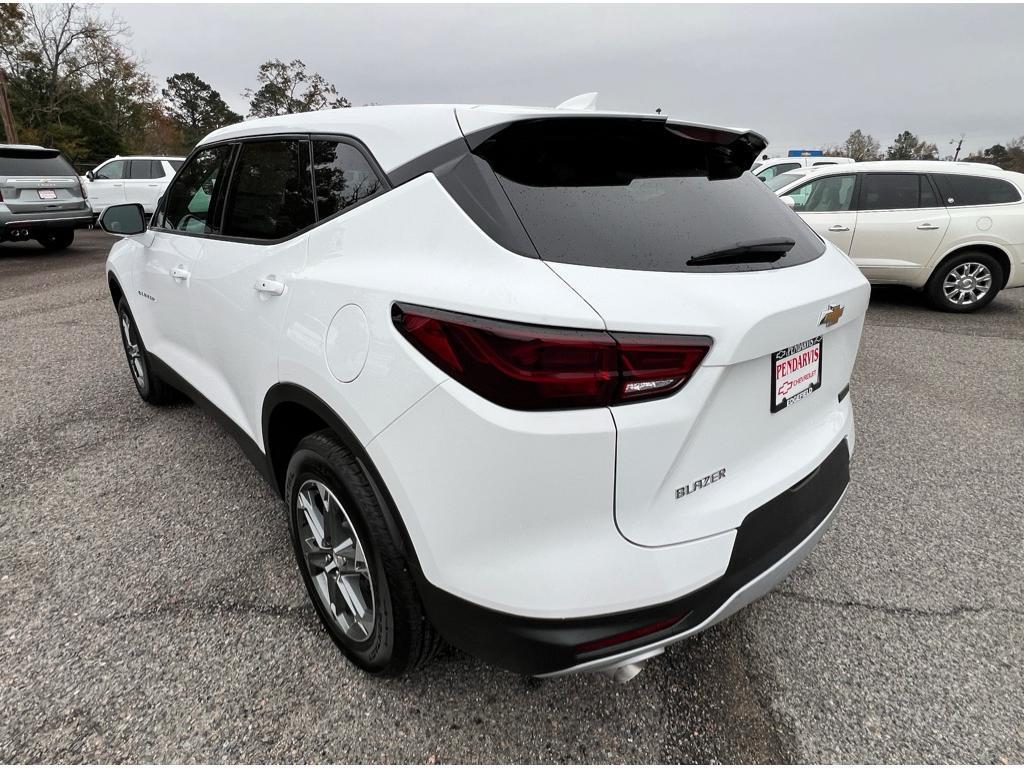 new 2025 Chevrolet Blazer car, priced at $36,525