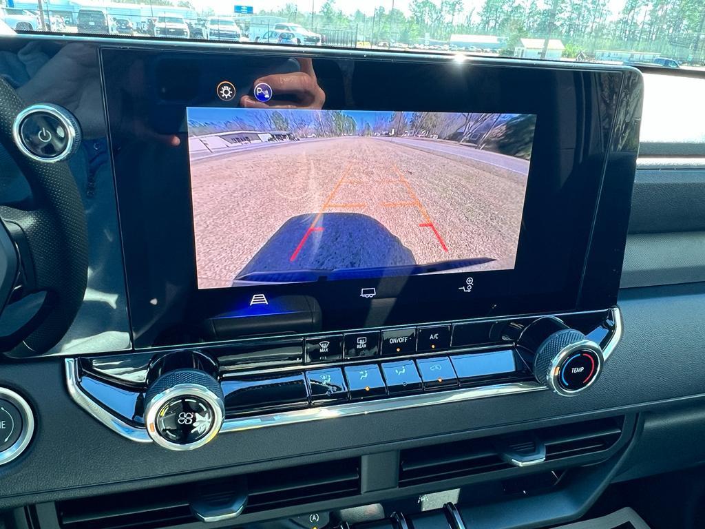 new 2025 Chevrolet Colorado car, priced at $33,535