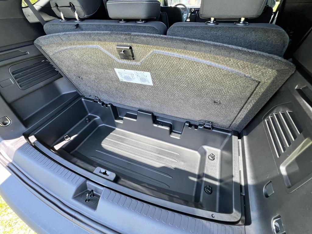new 2025 Chevrolet Traverse car, priced at $42,735