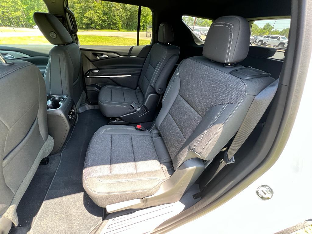 new 2025 Chevrolet Traverse car, priced at $42,735