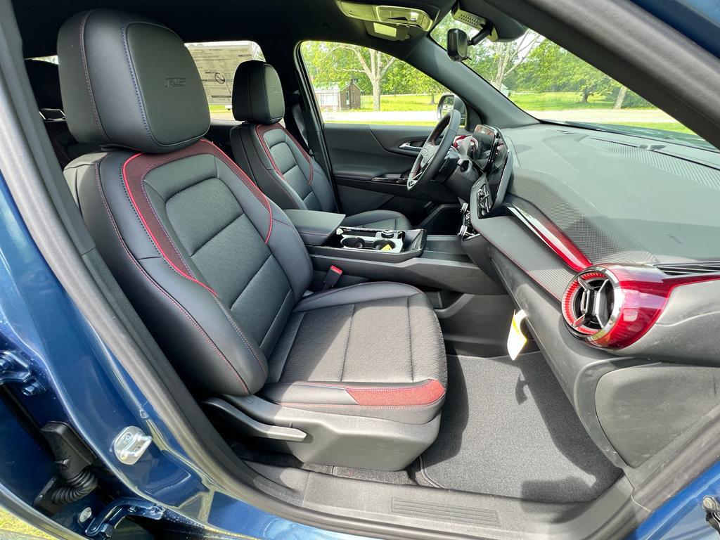 new 2026 Chevrolet Equinox car, priced at $35,380