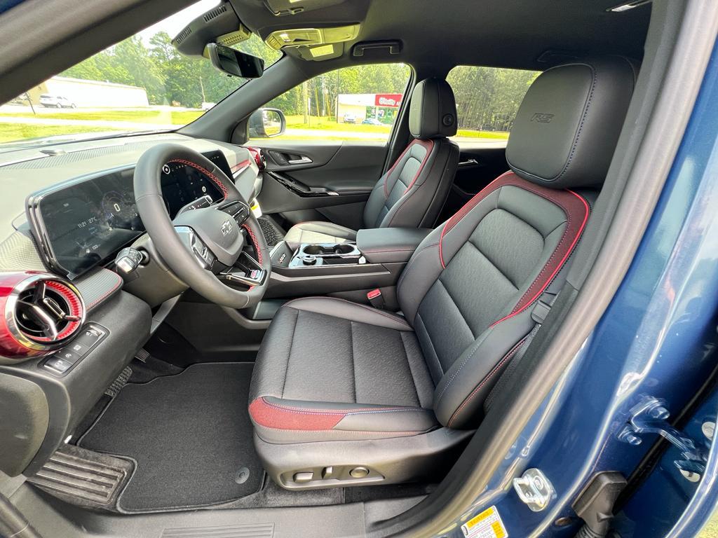 new 2026 Chevrolet Equinox car, priced at $35,380