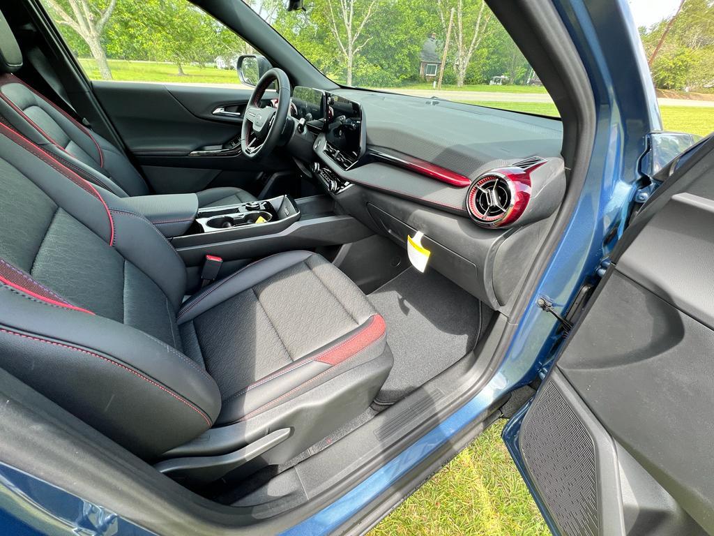 new 2026 Chevrolet Equinox car, priced at $35,380