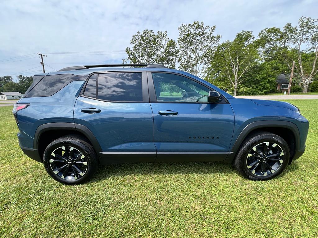 new 2026 Chevrolet Equinox car, priced at $35,380