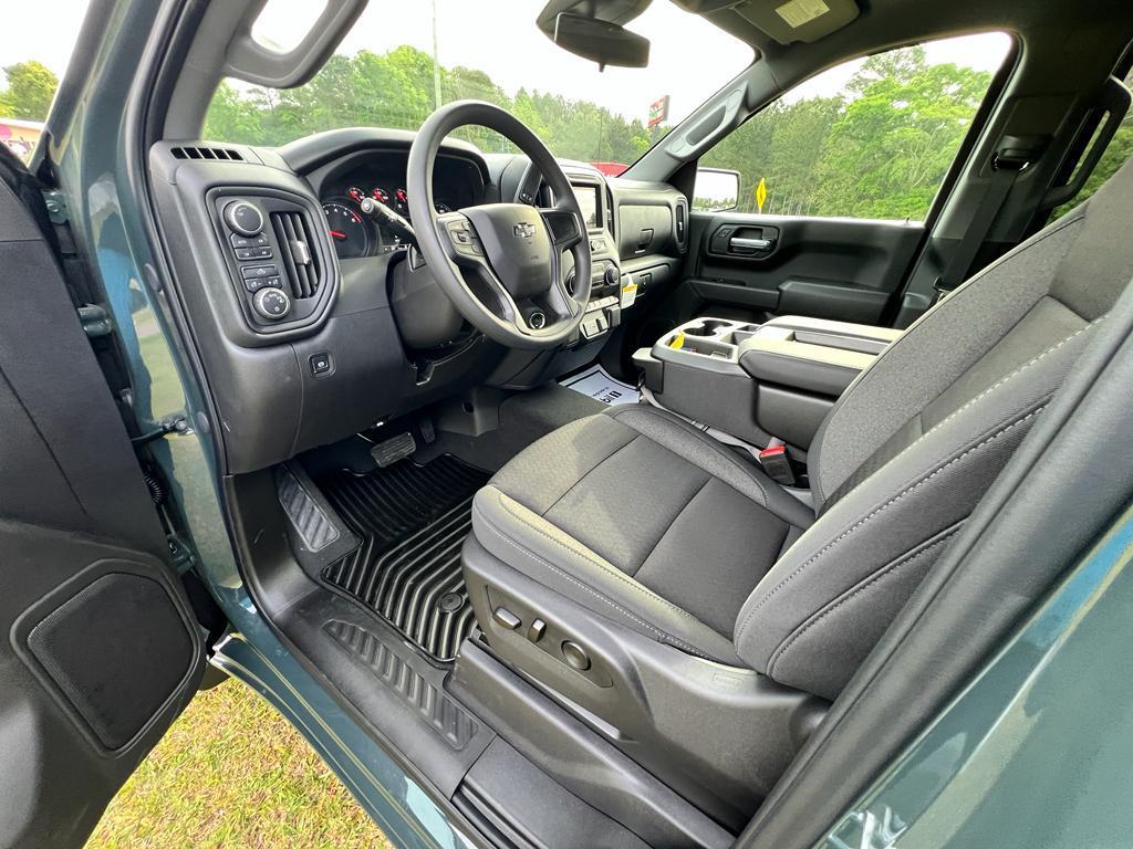 new 2025 Chevrolet Silverado 1500 car, priced at $48,840