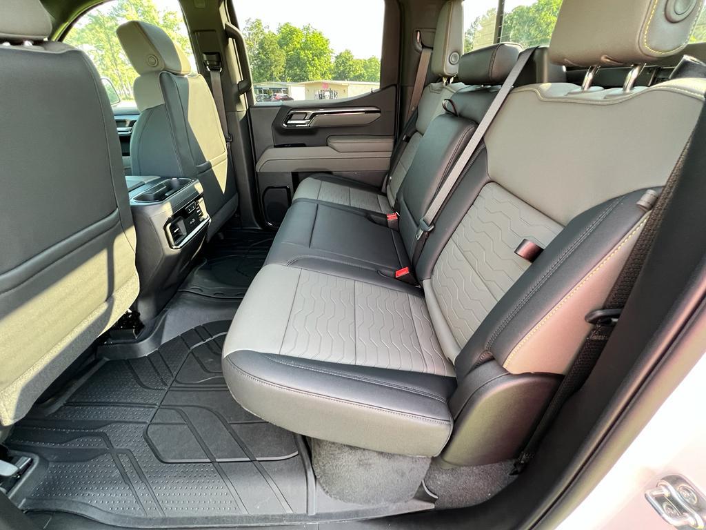 new 2025 Chevrolet Silverado 1500 car, priced at $69,380