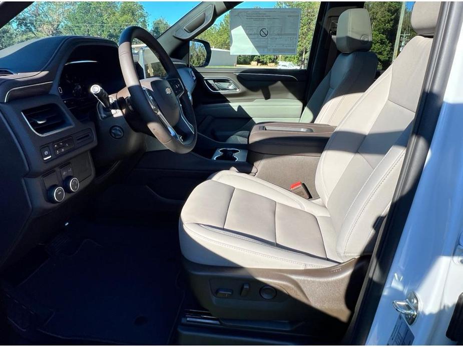 new 2024 Chevrolet Suburban car, priced at $70,890