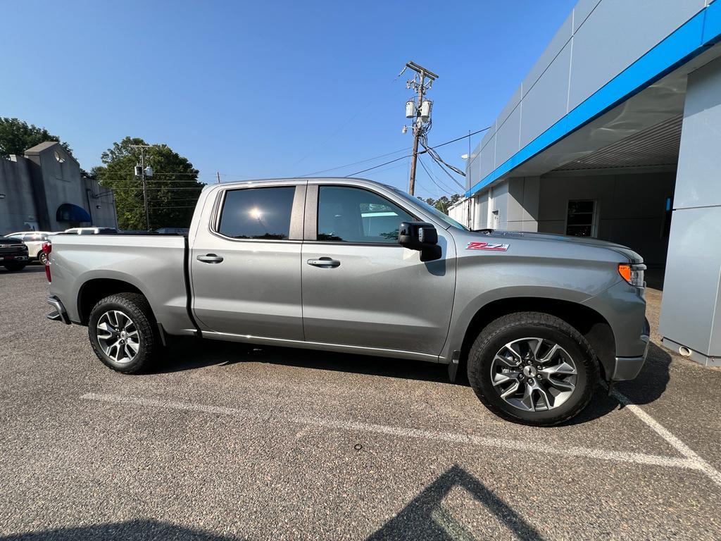 new 2025 Chevrolet Silverado 1500 car, priced at $62,610