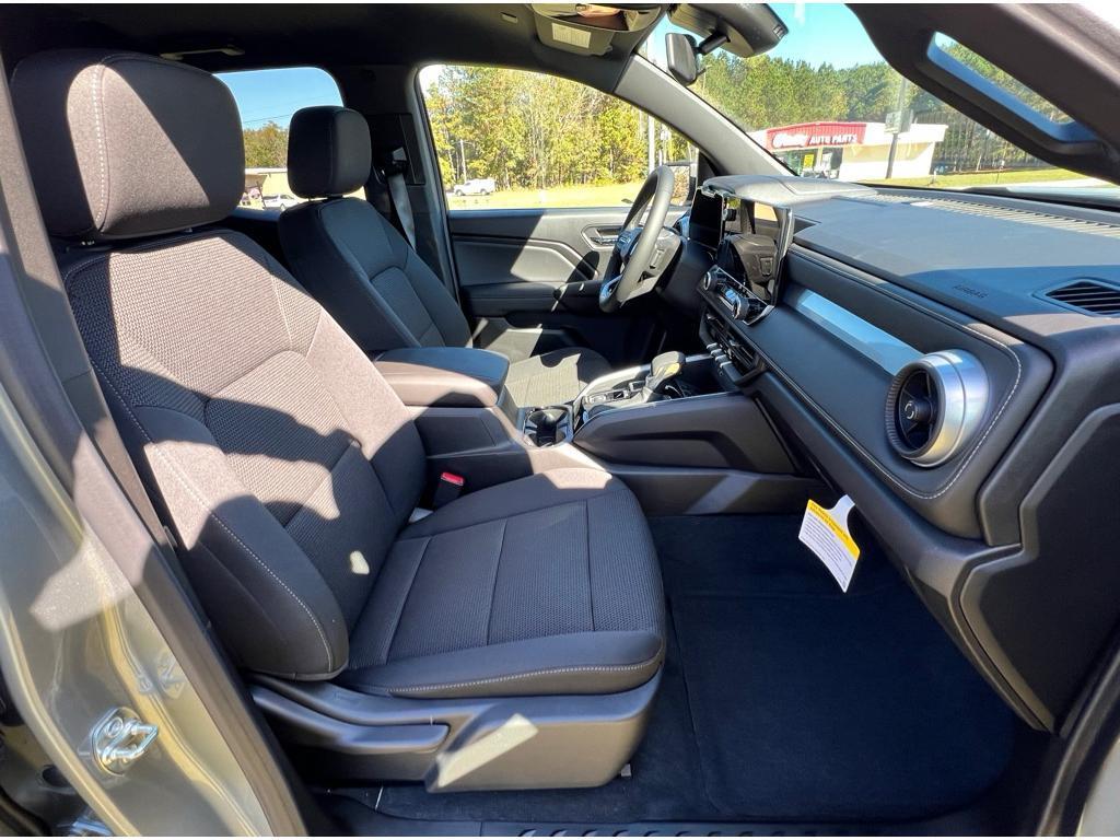 new 2024 Chevrolet Colorado car, priced at $34,160